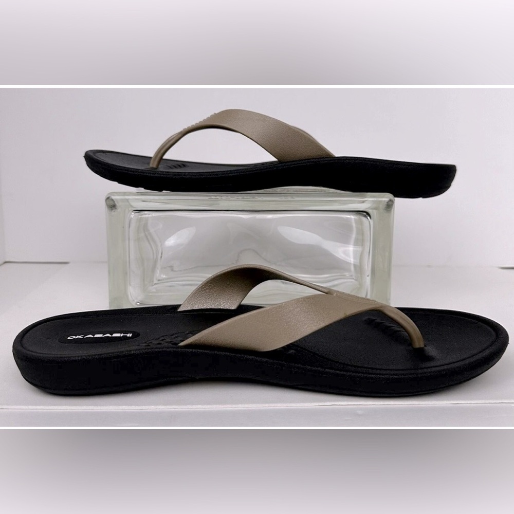 Okabashi Aged Bronze & Black Women’s Large Breeze Flip Flop Contoured Footbed